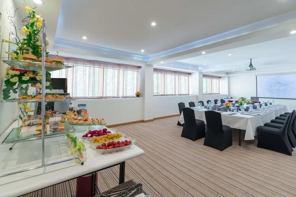 هتل رادیسون بلو